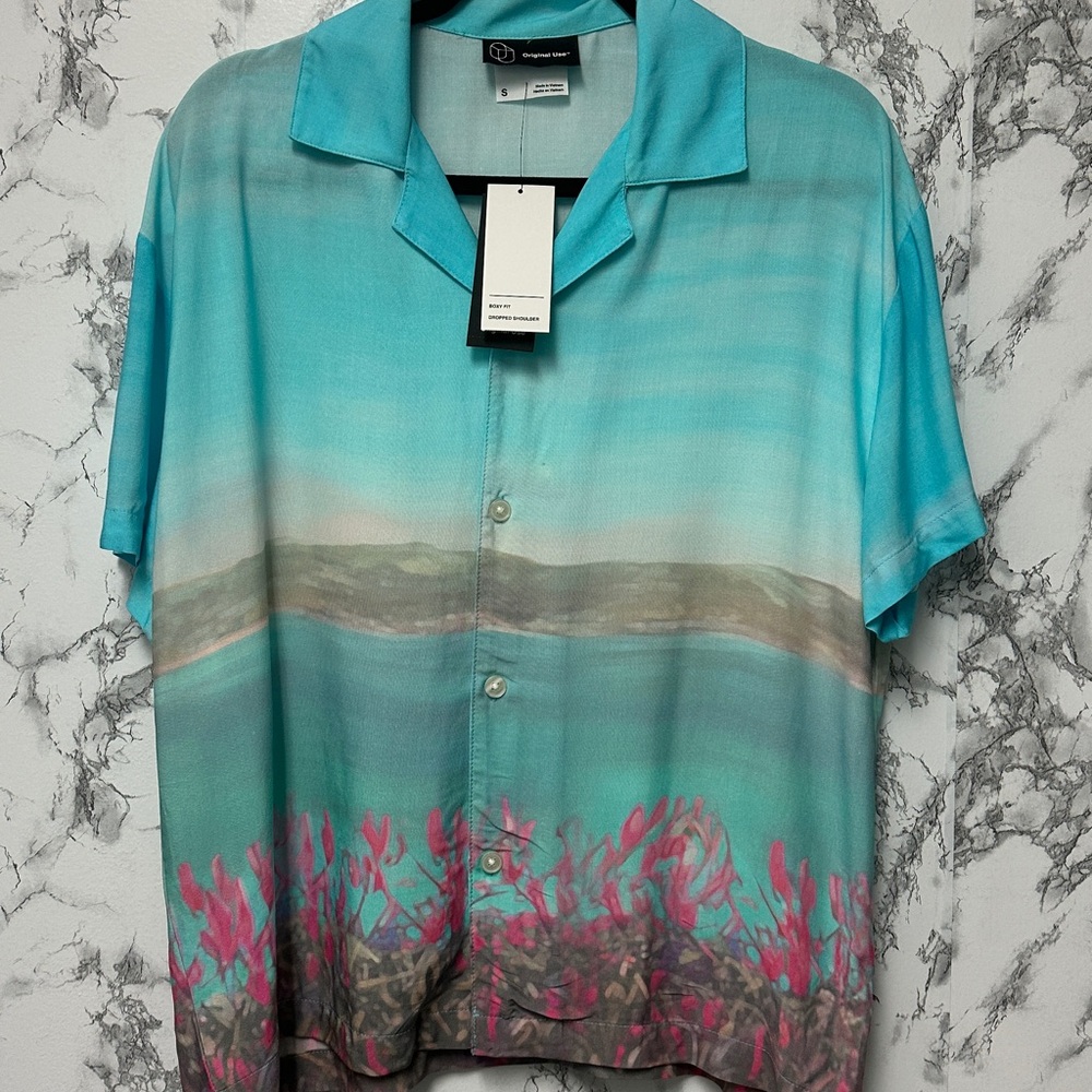 Original Use Men's Turquoise Patterned Short-Sleeve Button Shirt Boxy Fit Size S - Picture 3 of 12